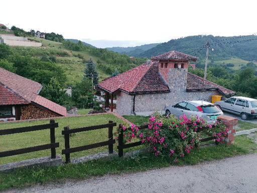 Apartman Gradac Deguric Валево Экстерьер фото